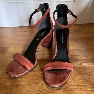 Kenneth Cole Suede Block Heel